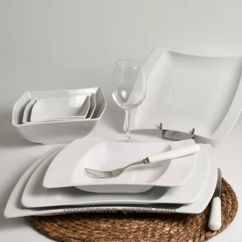 ASSIETTE PLATE TWIST 30CM / ASSIETTE PLATE TWIST 30CM /