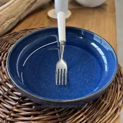 ASSIETTE CALOTTE AZUR 22CM DE COULEUR COBALT EN GRES/